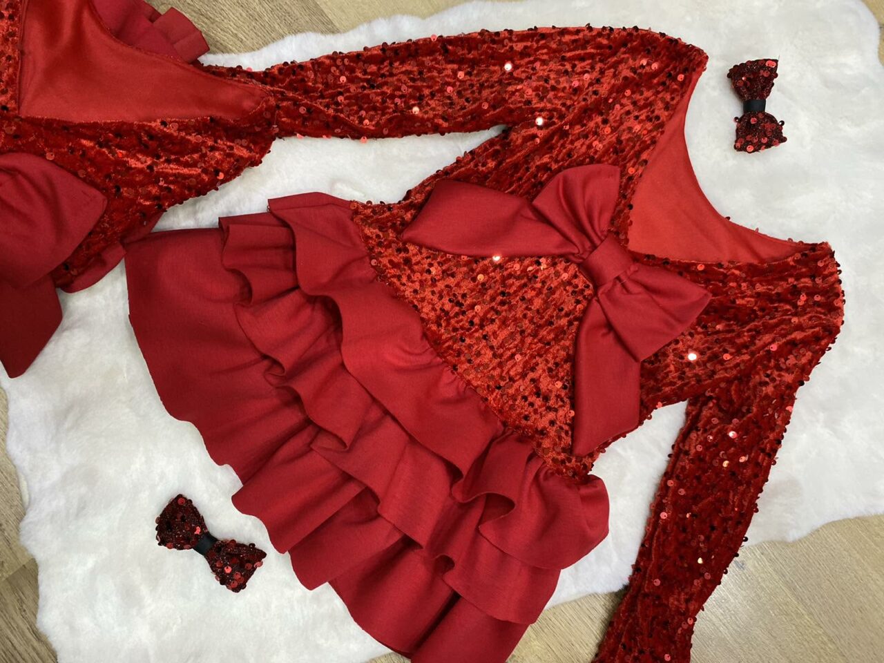 ΦΟΡΕΜΑ ΚΟΚΚΙΝΟ ΜΕ ΣΤΡΑΣ. - Image 2